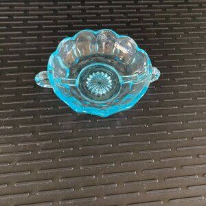 Vintage Anchor Hocking Fairfield Blue Double Handle Glass Bowl Candy Nut Trinket
